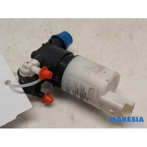 Citroen - DS3 - Windscreen washer pump