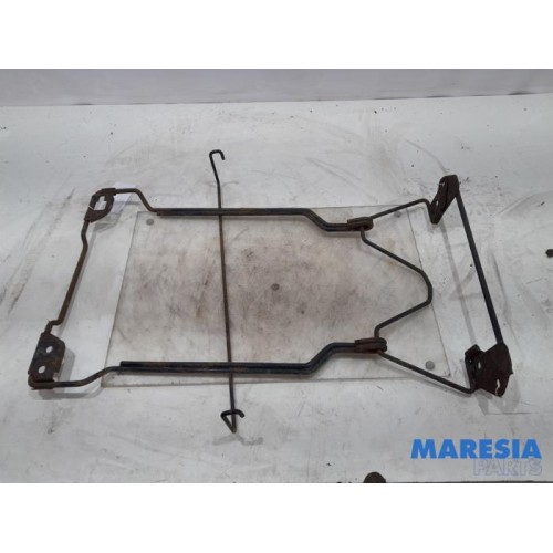 Fiat - Talento - Mécanique de suspension roue de secours