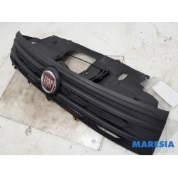 Fiat - Talento - Grill