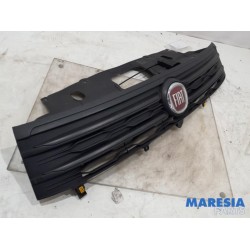 Fiat - Talento - Grill