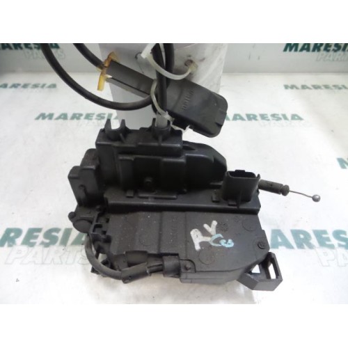 Renault - Clio - Front door lock mechanism 4-door, right