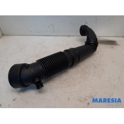 Peugeot - 208 - Air intake hose