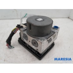Peugeot - 208 - ABS pump