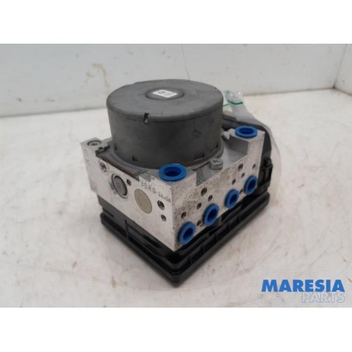 Peugeot - 208 - ABS pump