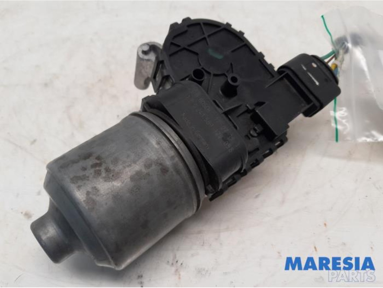 Peugeot - 208 - Front wiper motor