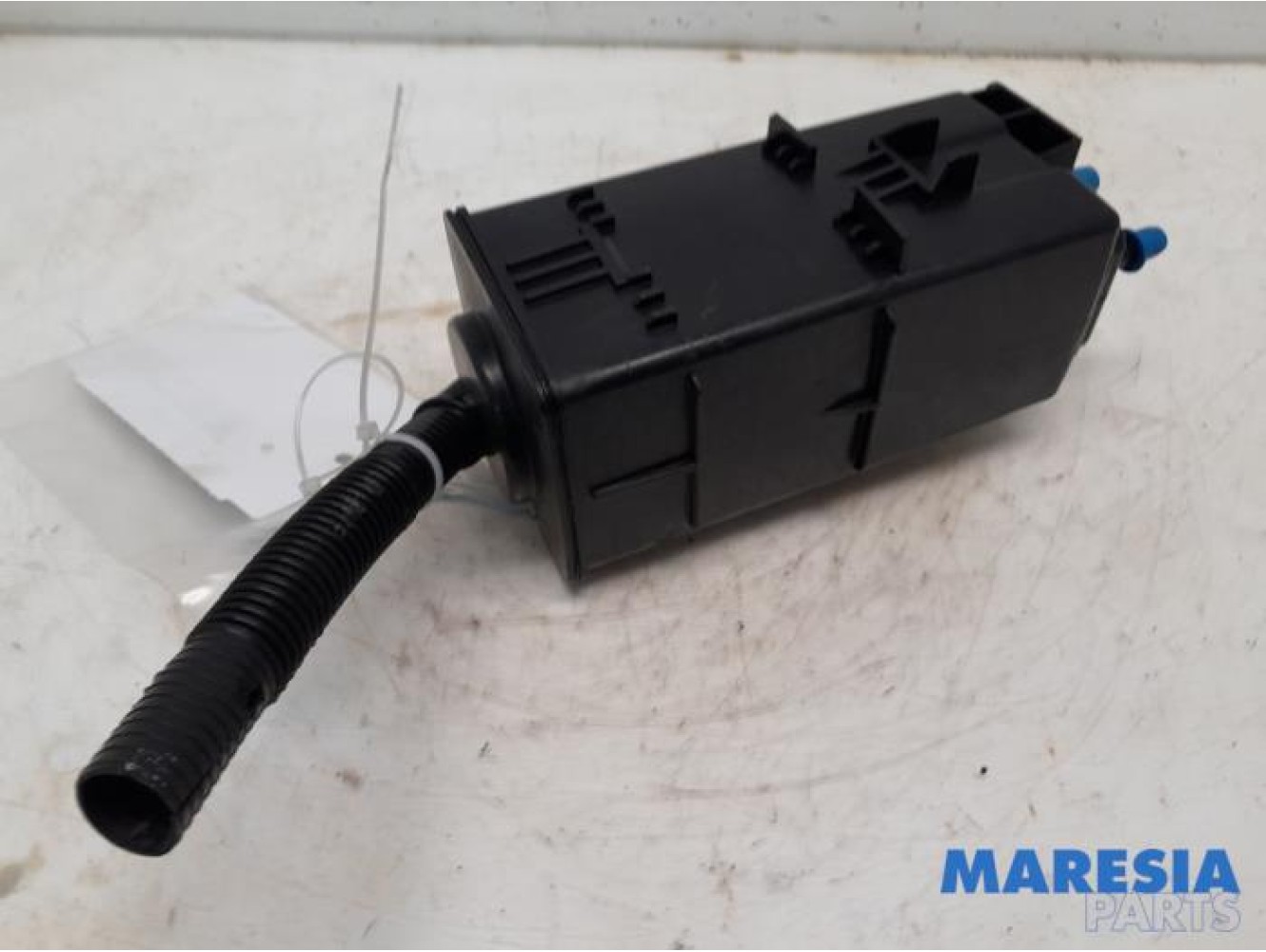 Peugeot - 208 - Carbon filter