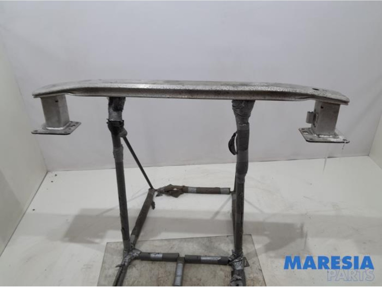 Peugeot - Expert - Rear bumper frame