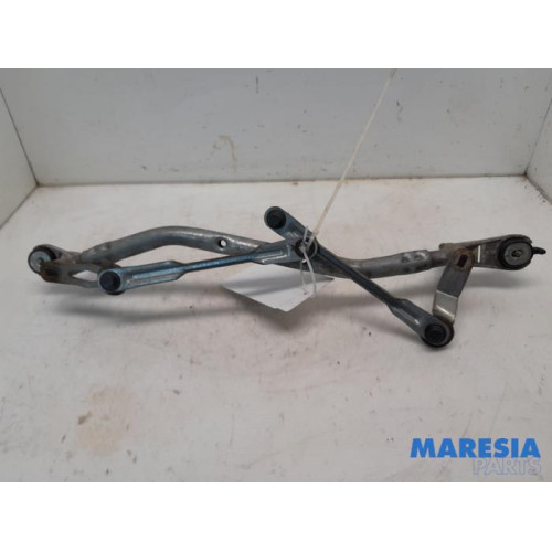 Citroen - DS3 - Wiper mechanism