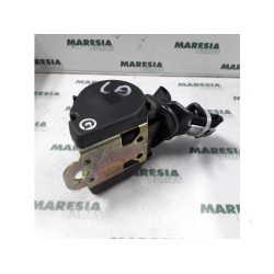 Peugeot - 106 - Sicherheitsgurt links hinten