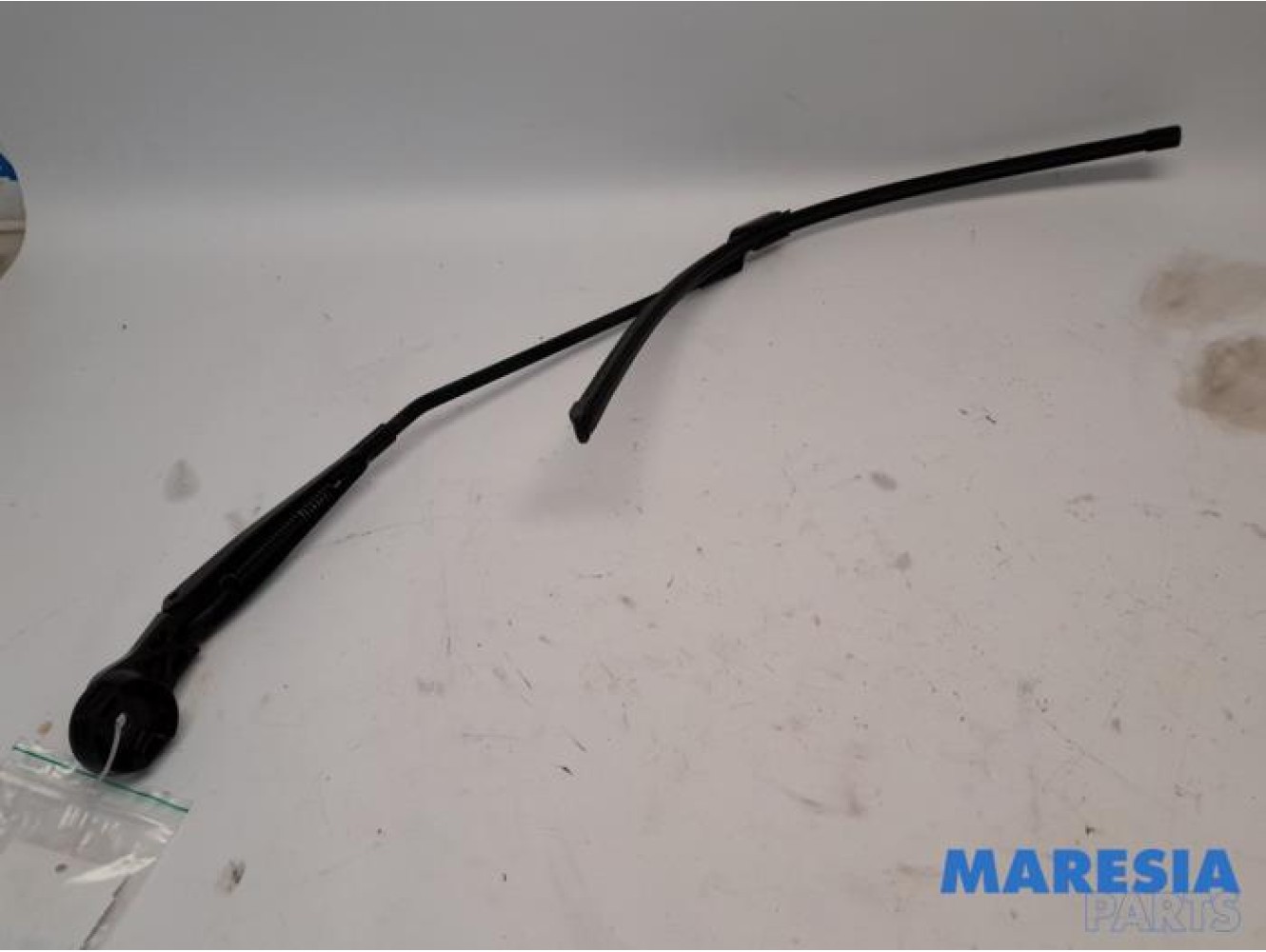 Citroen - C4 Grand Picasso - Front wiper arm