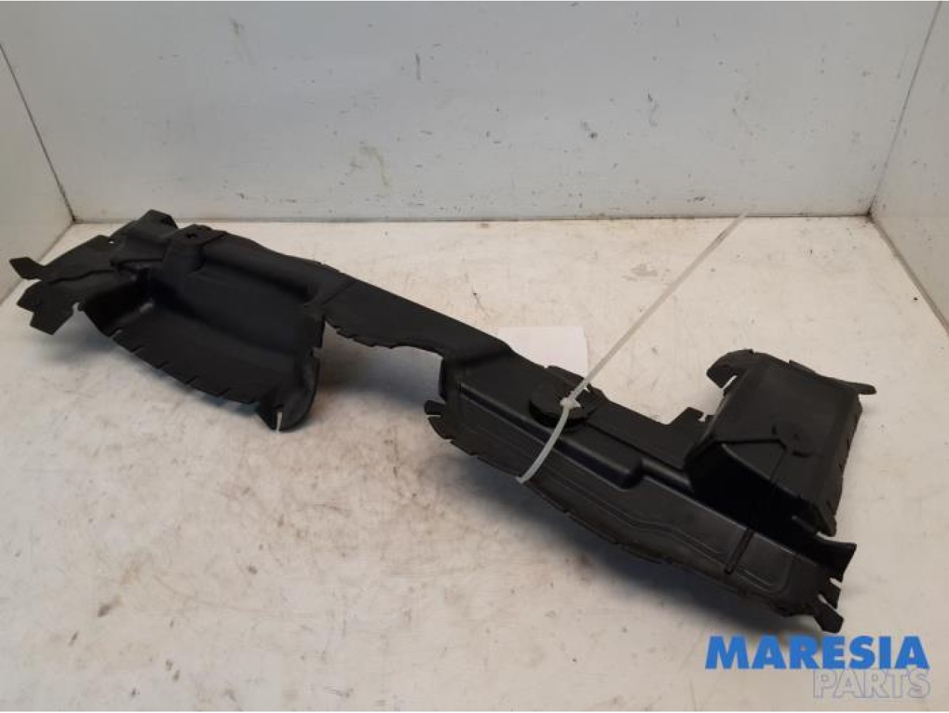 Citroen - C4 Grand Picasso - Air funnel