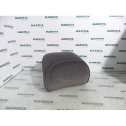 Peugeot - 407 - Headrest