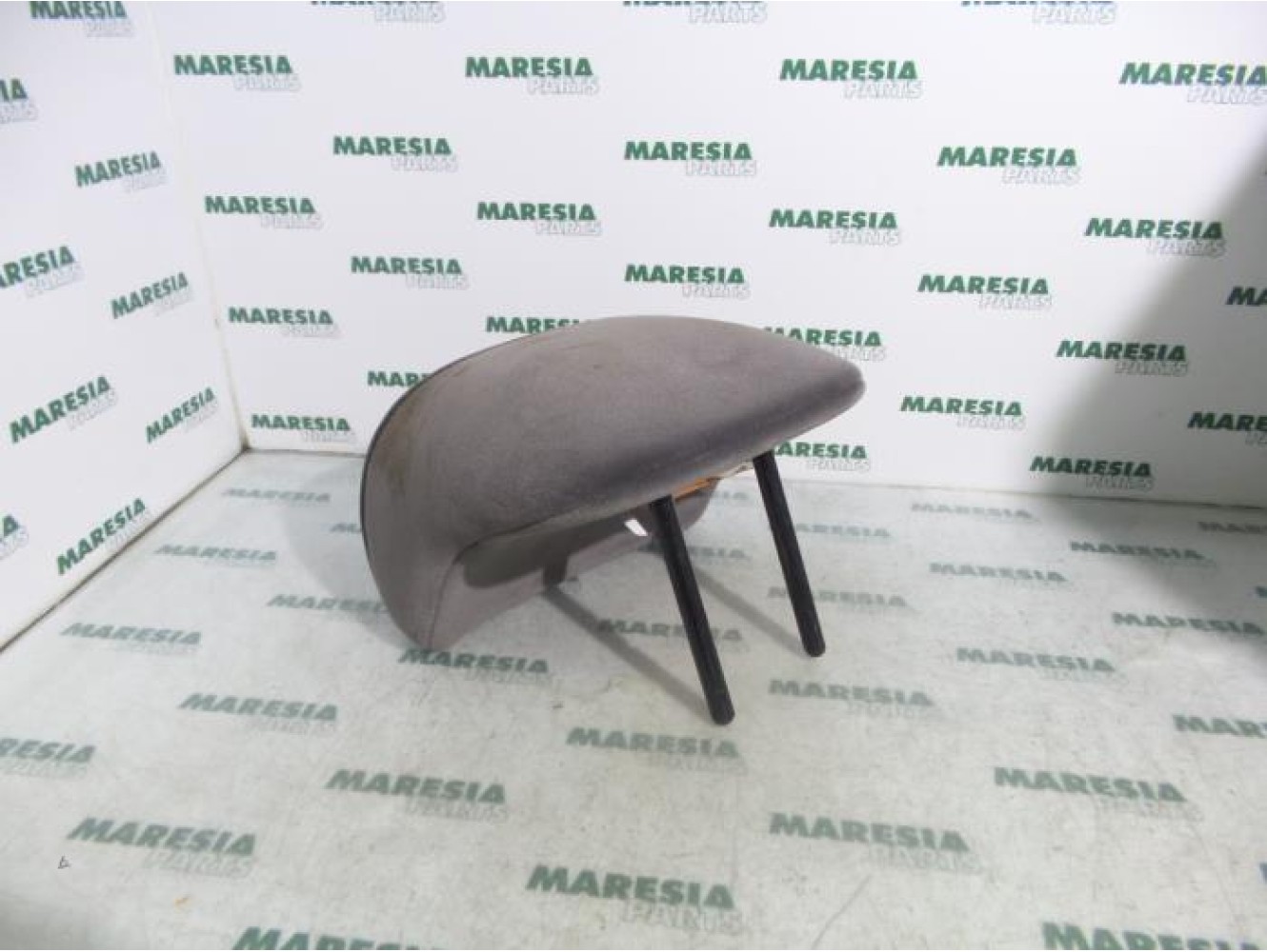 Peugeot - 407 - Headrest