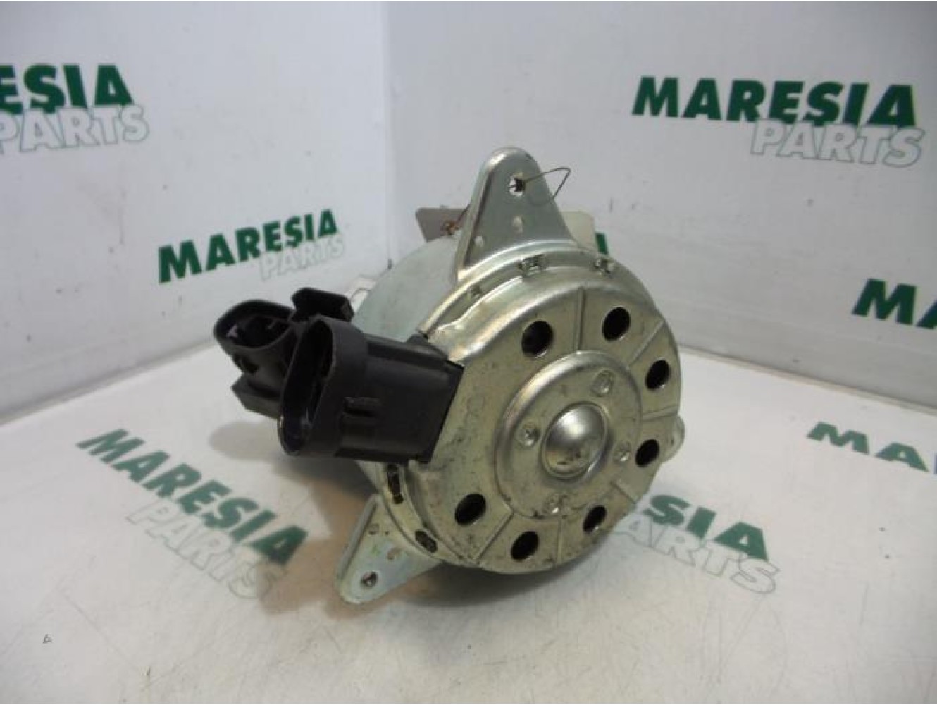 Peugeot - 207 - Fan motor