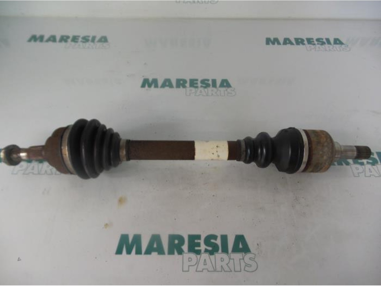 Citroen - C5 - Aandrijfas links-voor