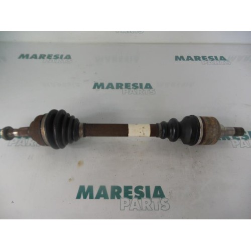 Citroen - C5 - Aandrijfas links-voor