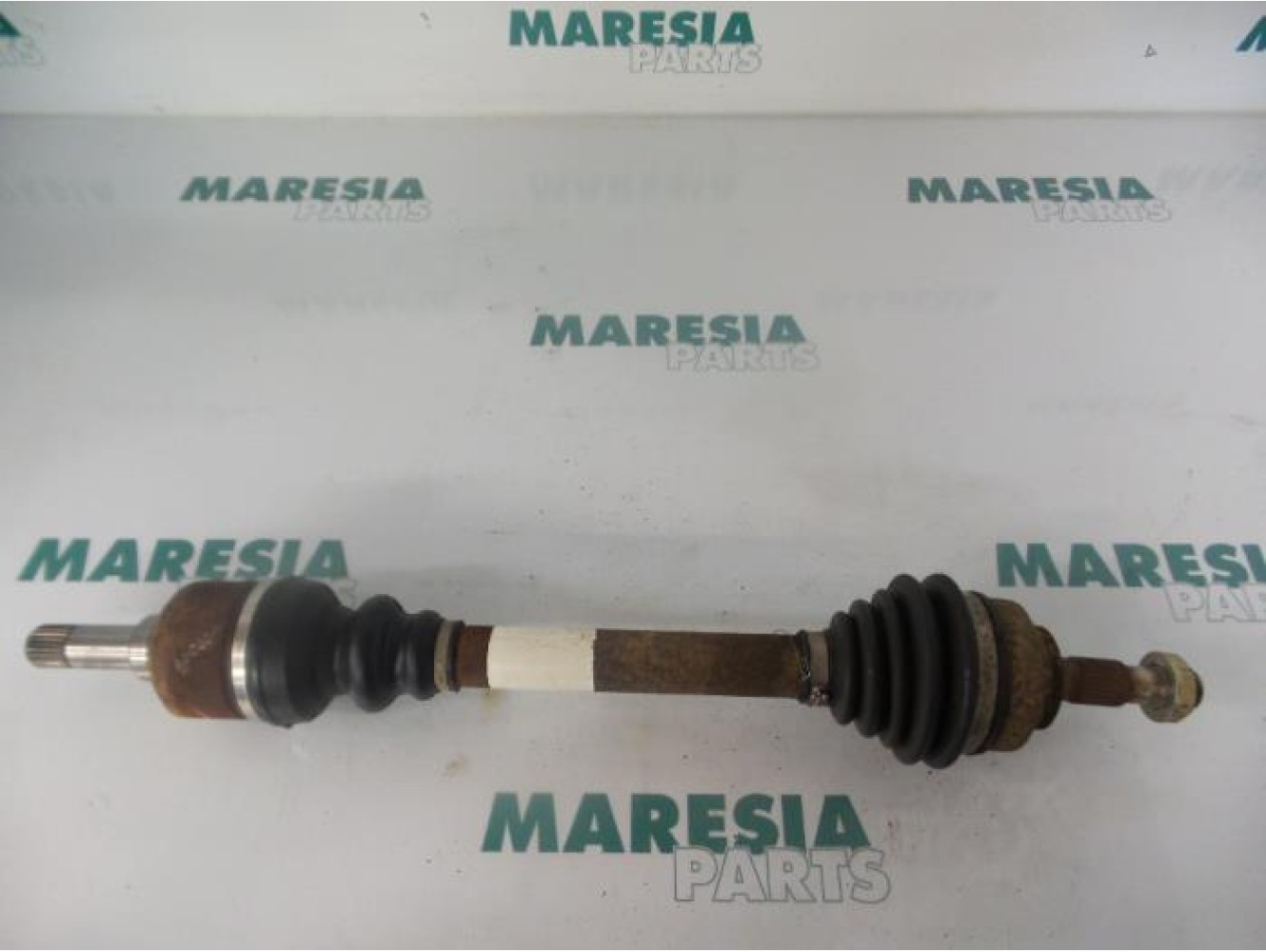Citroen - C5 - Aandrijfas links-voor