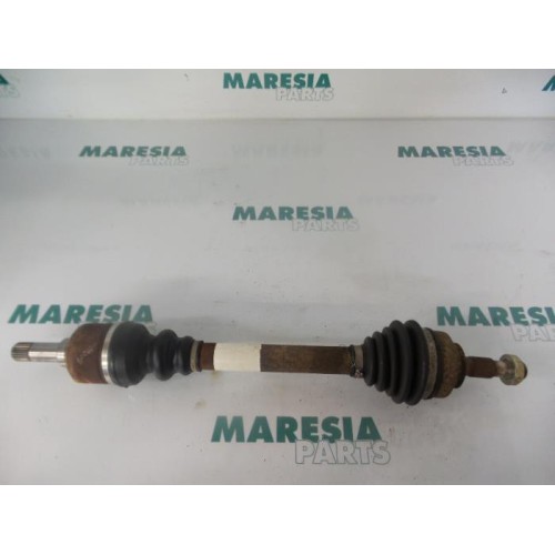 Citroen - C5 - Aandrijfas links-voor