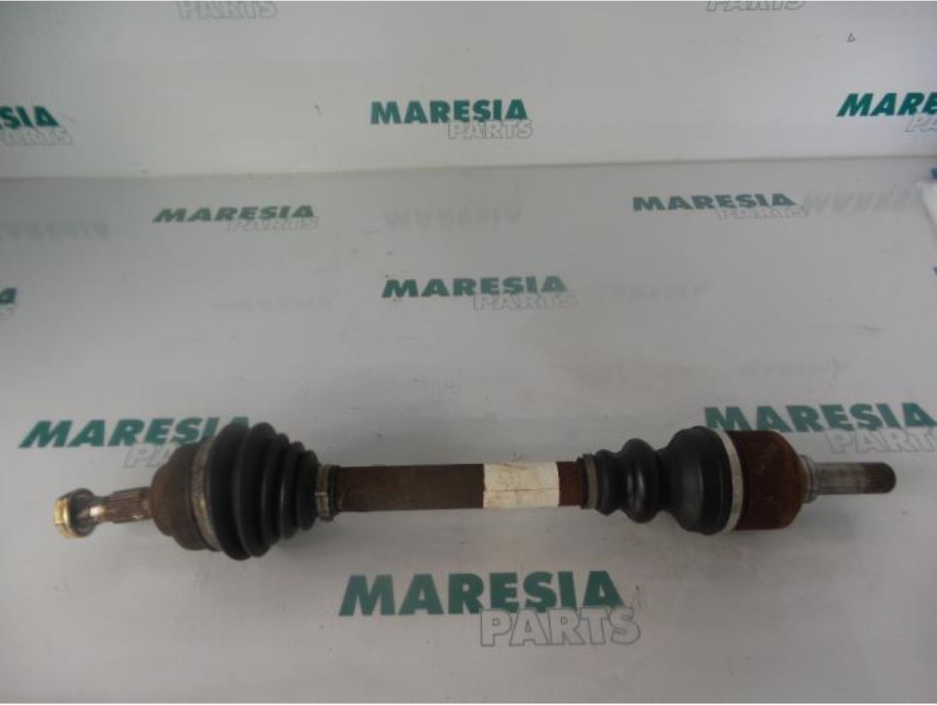 Citroen - C5 - Aandrijfas links-voor