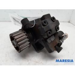 Renault - Scenic - Kraftstoffpumpe Mechanisch