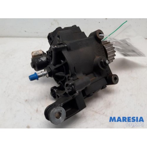 Renault - Scenic - Kraftstoffpumpe Mechanisch