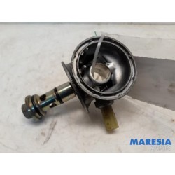 Renault - Scenic - Oil filter holder