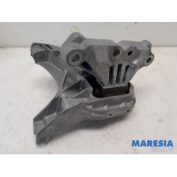 Citroen - Jumpy - Engine mount