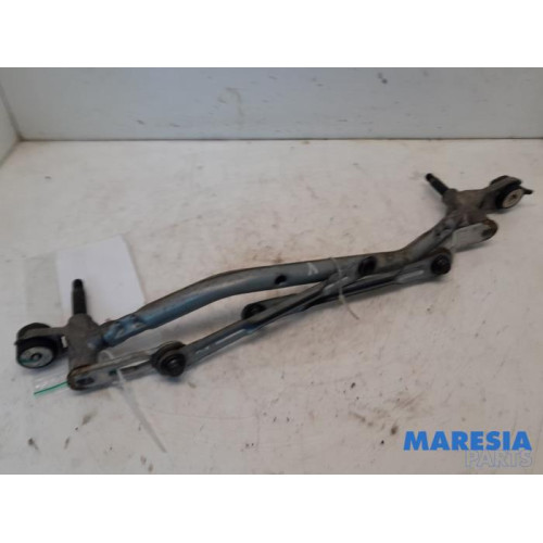Citroen - DS3 - Wiper mechanism