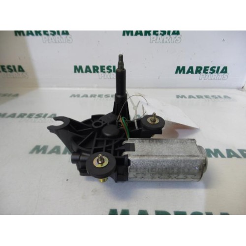 Fiat - Panda - Scheibenwischermotor hinten