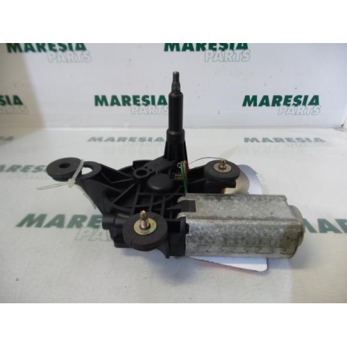 Fiat - Panda - Scheibenwischermotor hinten