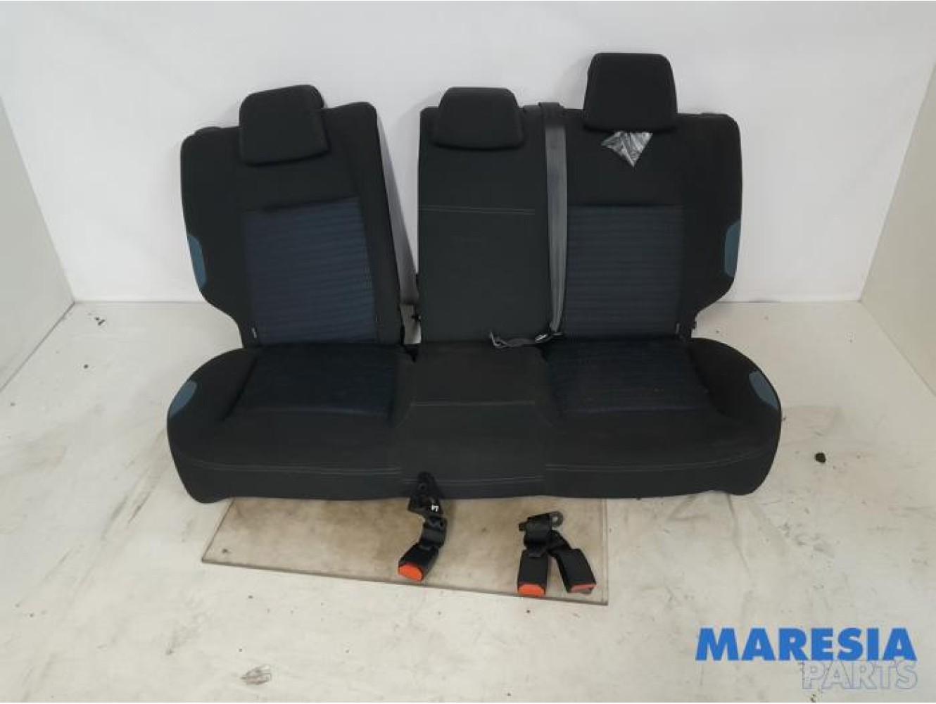Peugeot - 208 - Achterbank