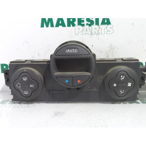 Renault - Megane - Heater control panel