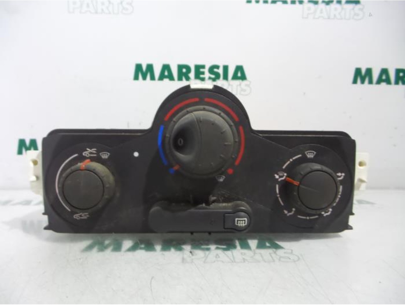 Renault - Megane - Heater control panel
