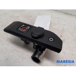 Peugeot - Expert - 12 Volt aansluiting