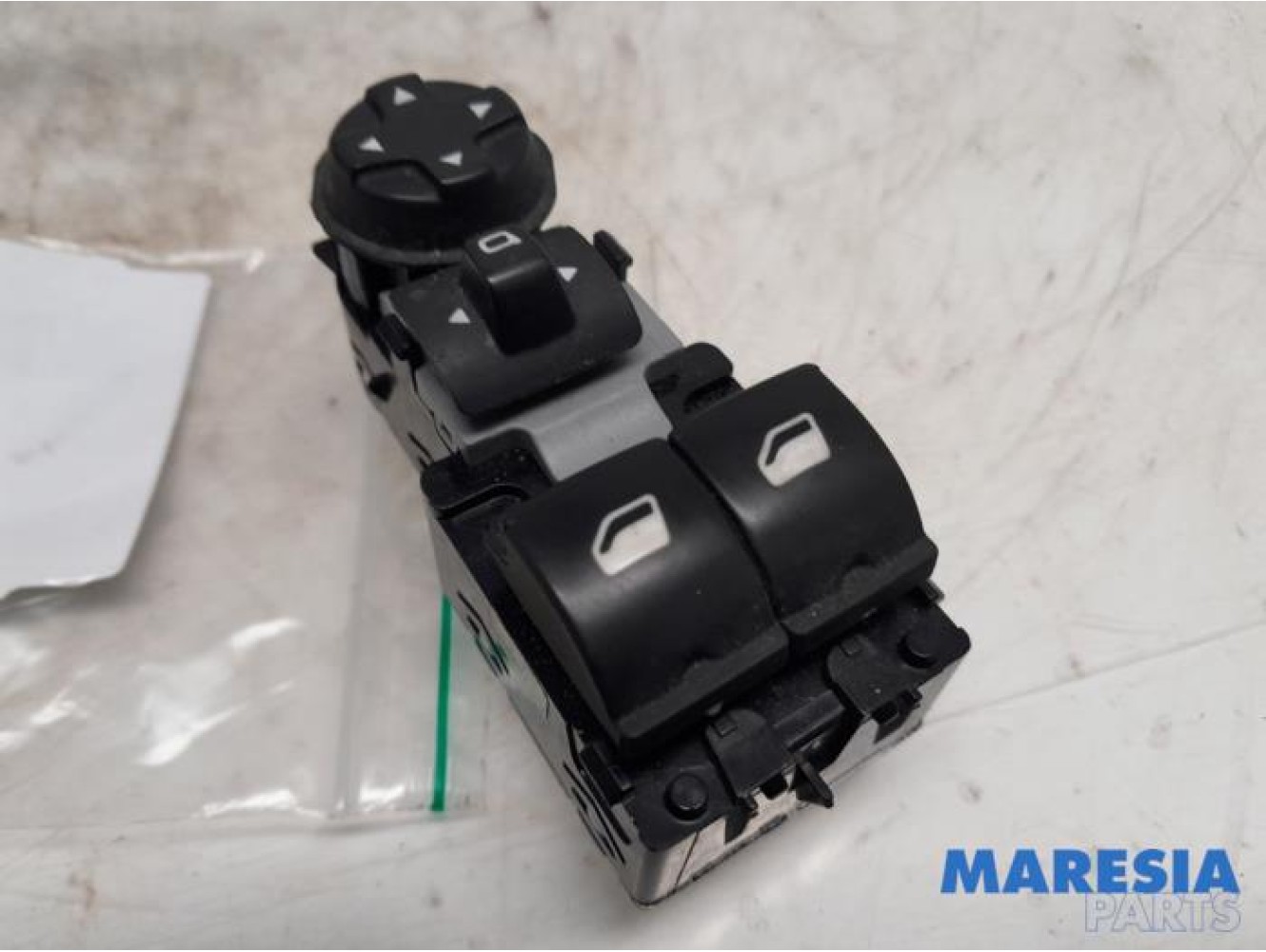 Peugeot - Expert - Multi-functional window switch