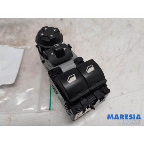 Peugeot - Expert - Multi-functional window switch
