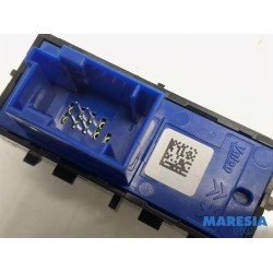 Peugeot - Expert - Central locking switch