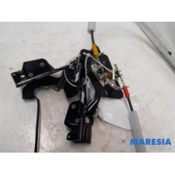 Peugeot - Expert - Minibus/van rear door lock mechanism