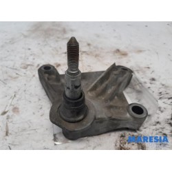Renault - Megane Scenic - Support boîte de vitesse
