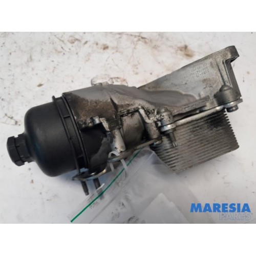 Citroen - DS3 - Oil filter housing