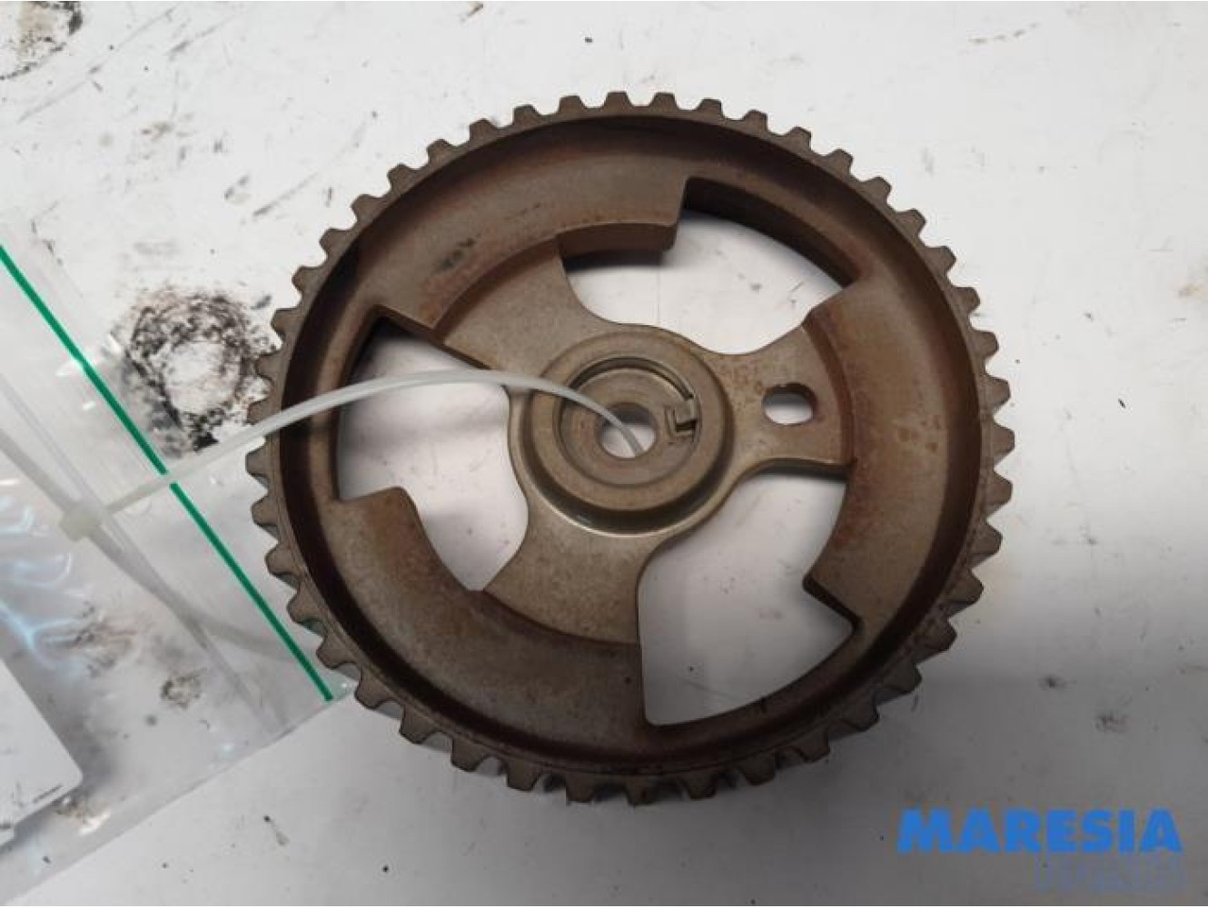 Citroen - DS3 - Camshaft sprocket
