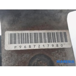 Peugeot - 508 - Front part support