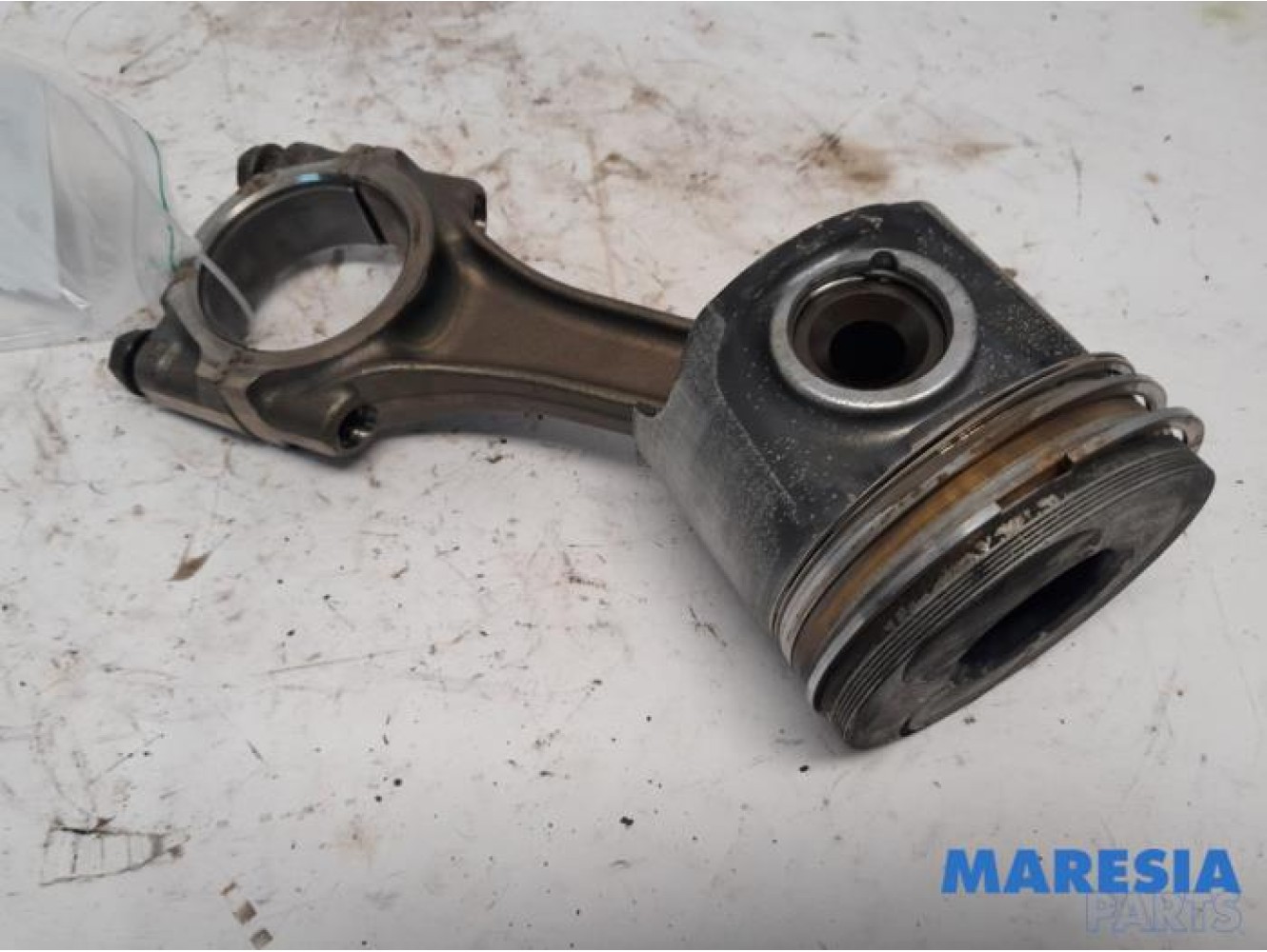 Iveco - Daily - Connecting rod