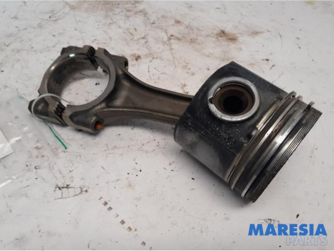 Iveco - Daily - Connecting rod