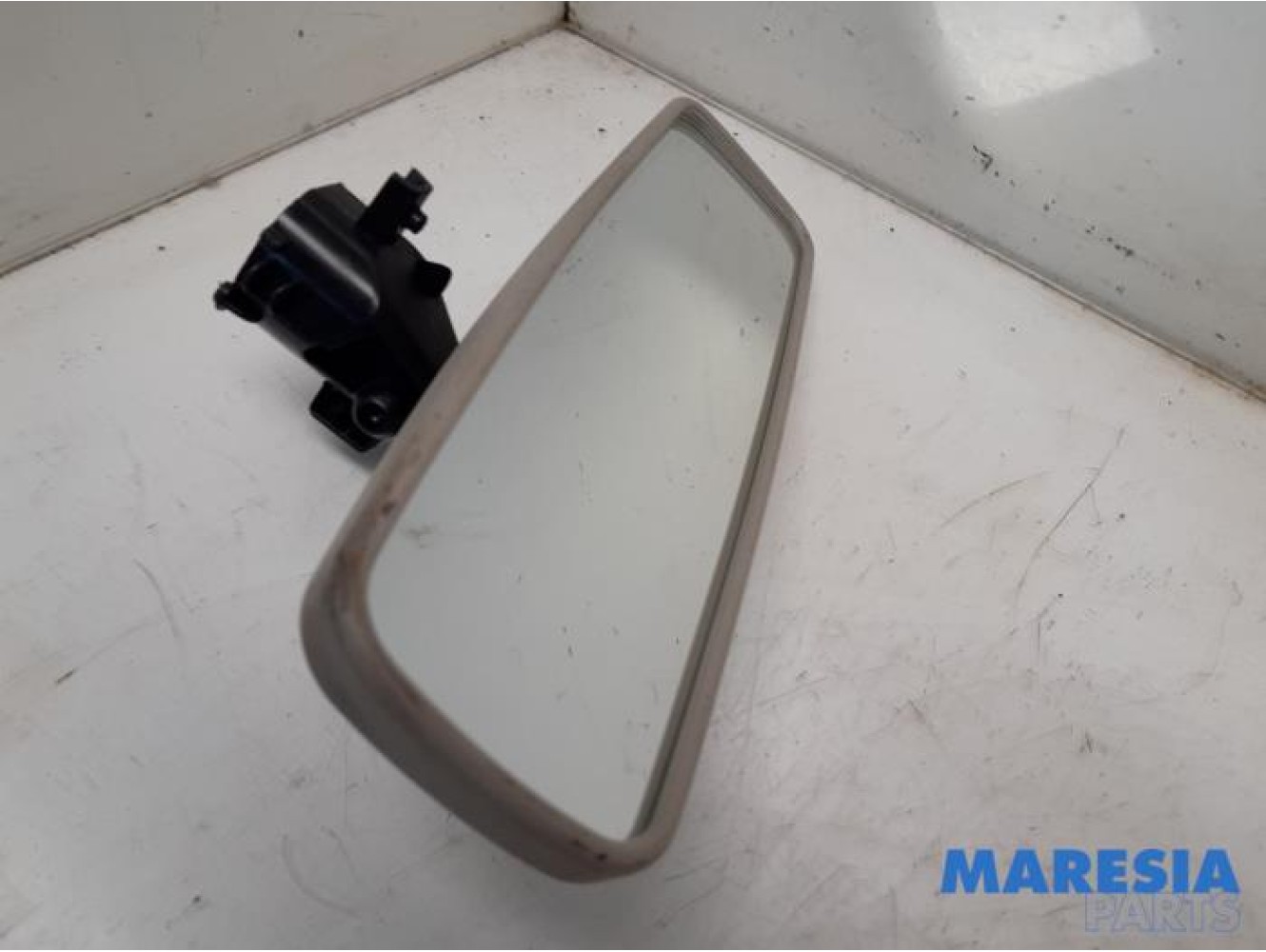 Citroen - C4 Grand Picasso - Rear view mirror