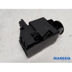 Citroen - C4 Grand Picasso - Tank flap lock motor