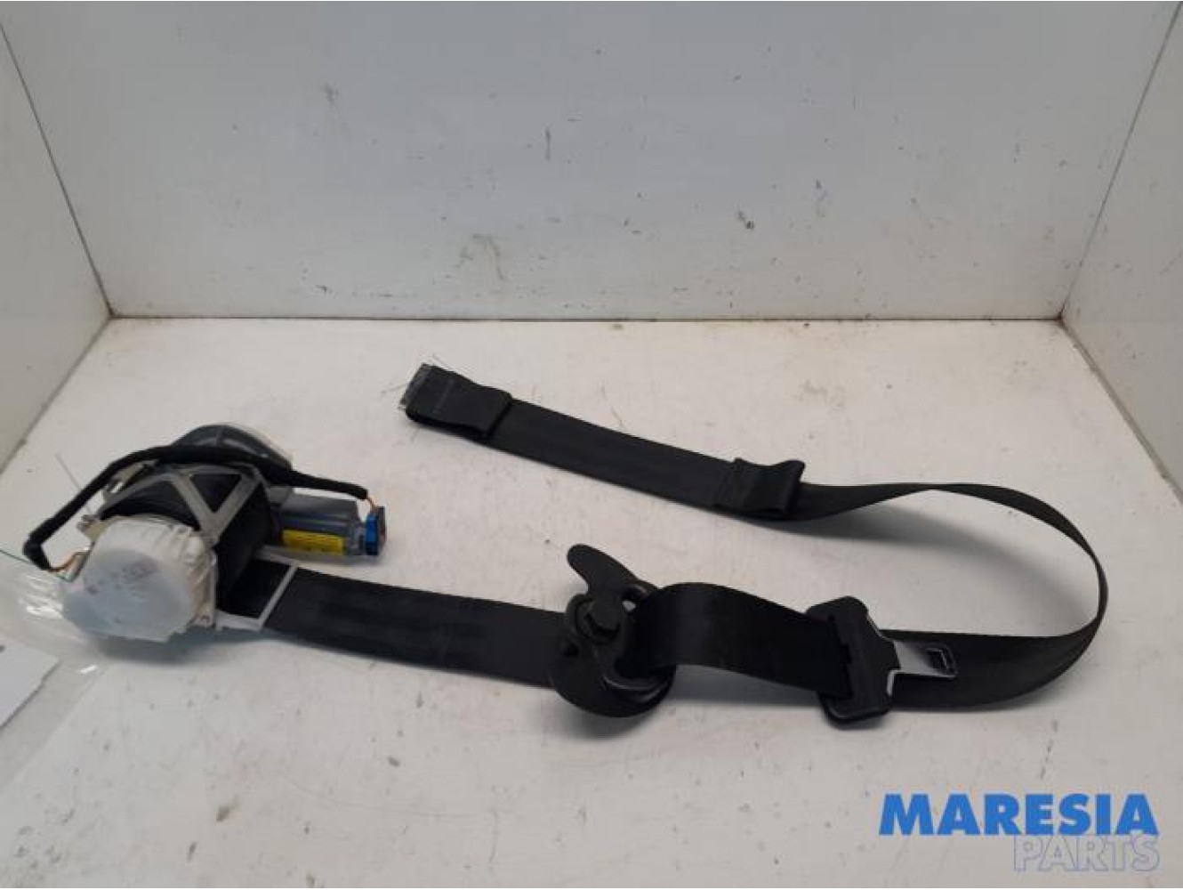 Citroen - DS3 - Front seatbelt, right