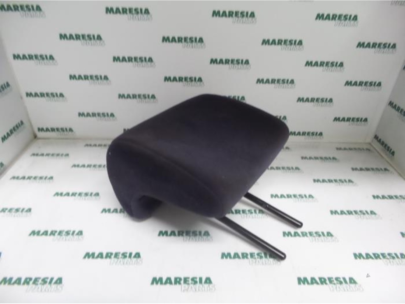 Peugeot - 206 - Headrest