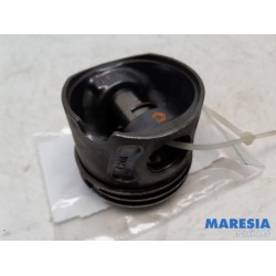 Opel - Combo - Piston