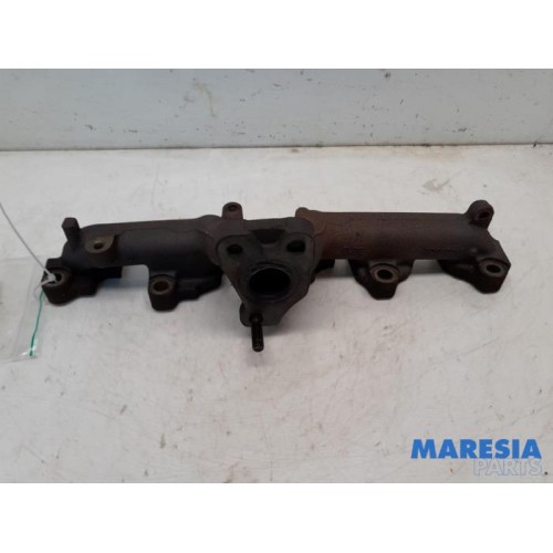 Opel - Combo - Exhaust manifold